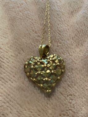 10K Gold Heart Pendant Necklace - Women's Jewelry 2 Grams
